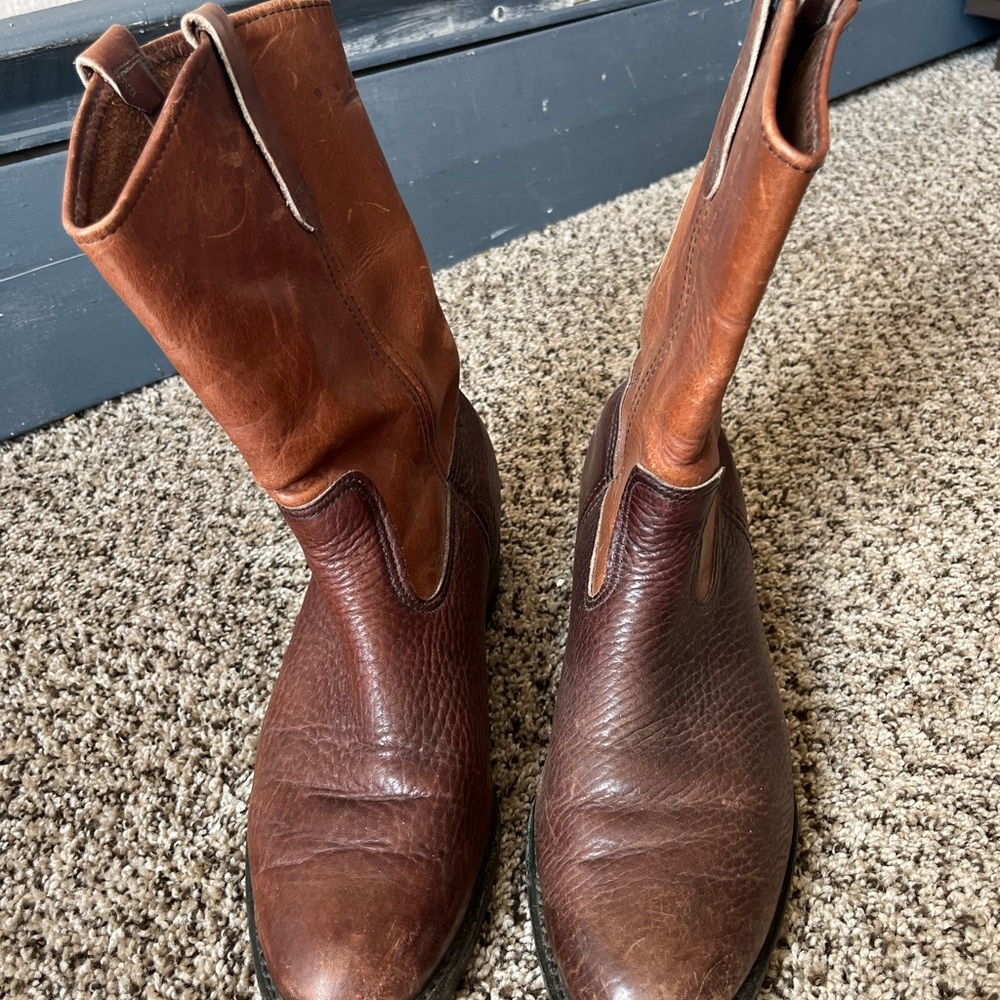 Vasque Two-Tone Brown Leather Western Pull-On Boots - Picture 2 of 13